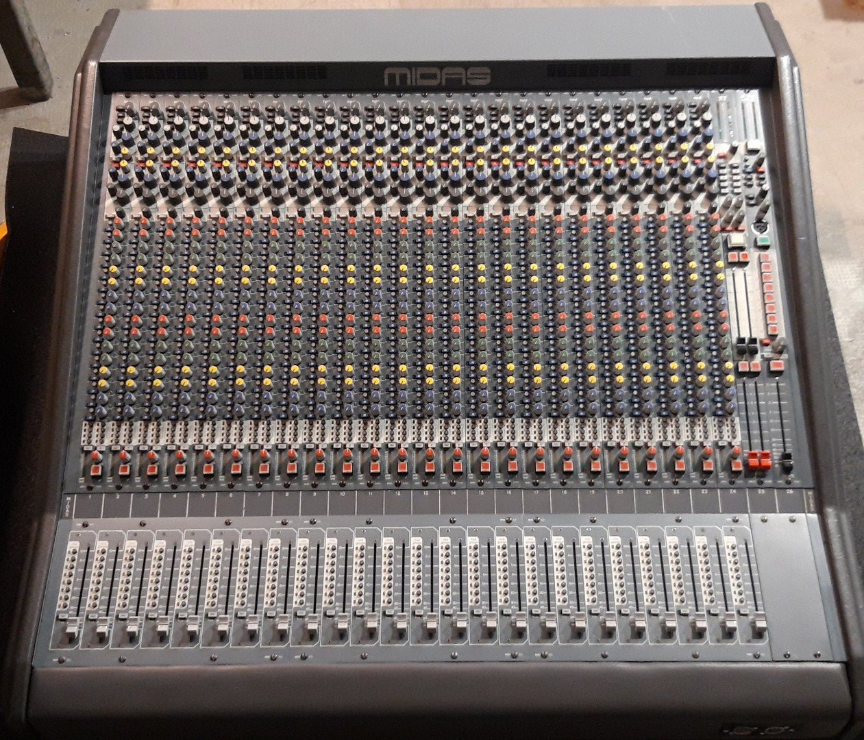 XL3-24